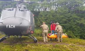 [FOTOS] Rescatan a mujer que se lesionó en una excursión al Volcán Yates